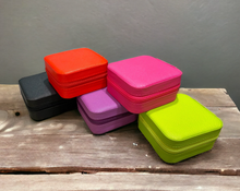 Load image into Gallery viewer, Travel Jewelry Case