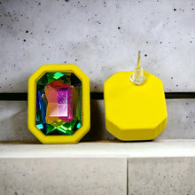 Load image into Gallery viewer, Hello Yellow