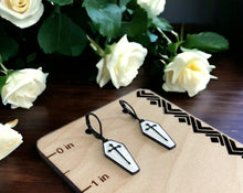 Load image into Gallery viewer, Dead to Me