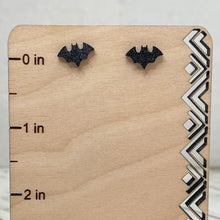 Load image into Gallery viewer, Batty