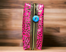 Load image into Gallery viewer, Not Amused-Zipper Pull