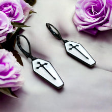 Load image into Gallery viewer, Dead to Me