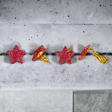 Load image into Gallery viewer, Superstar