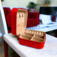 Load image into Gallery viewer, Travel Jewelry Case