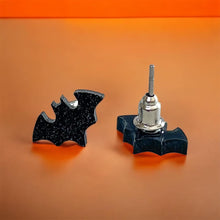 Load image into Gallery viewer, Batty