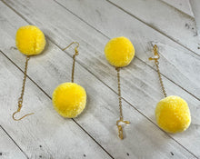 Load image into Gallery viewer, Pom Pom Squad