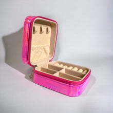 Load image into Gallery viewer, Metallic Travel Jewelry Case