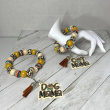 Load image into Gallery viewer, Fur Mama Wristlet