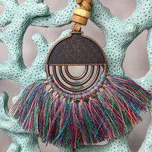 Load image into Gallery viewer, Free To Roam Necklace