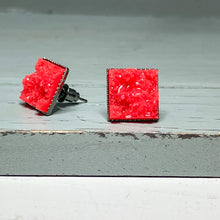 Load image into Gallery viewer, Scarlet