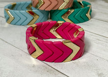 Load image into Gallery viewer, Straight Arrow Bracelet