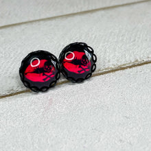 Load image into Gallery viewer, Deadly Kiss