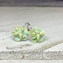 Load image into Gallery viewer, Vintage Bouquet