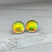 Load image into Gallery viewer, Yellow Scallop