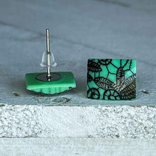 Load image into Gallery viewer, Risqué