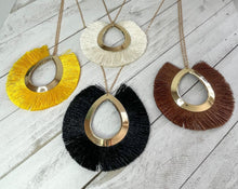 Load image into Gallery viewer, Boho Flair Necklace