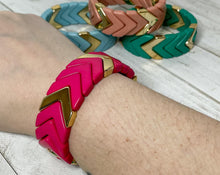 Load image into Gallery viewer, Straight Arrow Bracelet