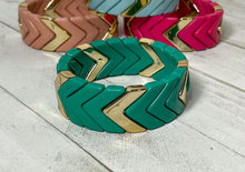 Load image into Gallery viewer, Straight Arrow Bracelet