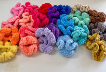 Load image into Gallery viewer, Velvet Scrunchie-Solid