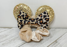 Load image into Gallery viewer, Minnie Leopard Scrunchie