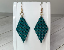 Load image into Gallery viewer, Diamond Eyes