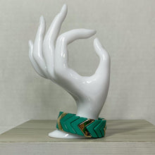 Load image into Gallery viewer, Straight Arrow Bracelet