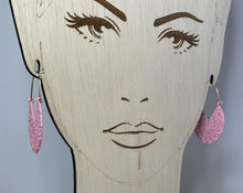 Load image into Gallery viewer, Daydream Believer