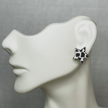 Load image into Gallery viewer, Dottie