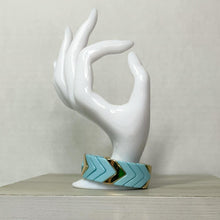 Load image into Gallery viewer, Straight Arrow Bracelet