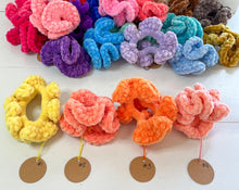 Load image into Gallery viewer, Velvet Scrunchie-Solid