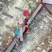 Load image into Gallery viewer, Color My World