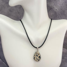 Load image into Gallery viewer, DeVille Necklace