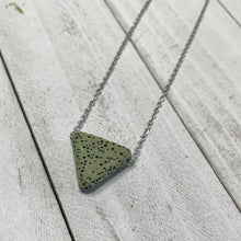 Load image into Gallery viewer, Little Rock Diffuser Necklace