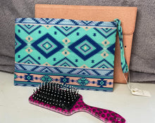 Load image into Gallery viewer, Easy Breezy Wristlet