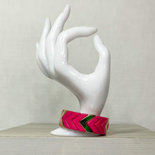 Load image into Gallery viewer, Straight Arrow Bracelet