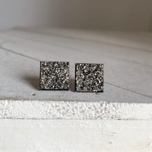 Load image into Gallery viewer, Heavy Metal