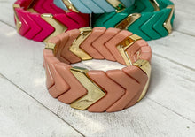 Load image into Gallery viewer, Straight Arrow Bracelet