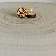 Load image into Gallery viewer, Safari