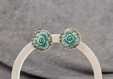 Load image into Gallery viewer, Luxurious