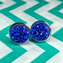 Load image into Gallery viewer, So Regal