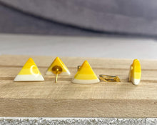 Load image into Gallery viewer, Bermuda Triangle