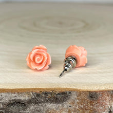 Load image into Gallery viewer, Rosebud