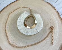 Load image into Gallery viewer, Boho Flair Necklace