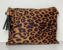 Load image into Gallery viewer, Prowlin' Versatile Bag