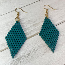 Load image into Gallery viewer, Diamond Eyes