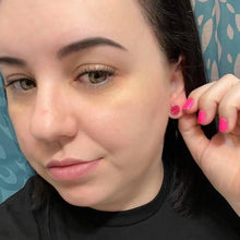 Load image into Gallery viewer, Strawberry Wine