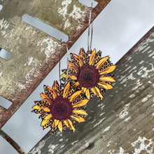 Load image into Gallery viewer, Wild Sunflower