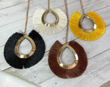 Load image into Gallery viewer, Boho Flair Necklace