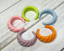 Load image into Gallery viewer, Twisted Sister Ring