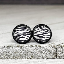 Load image into Gallery viewer, Into The Wild